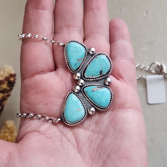 Amazing Native American Handmade Kingman Turquoise Butterfly Necklace 🩵🦋💙🎁 - Picture 11 of 16